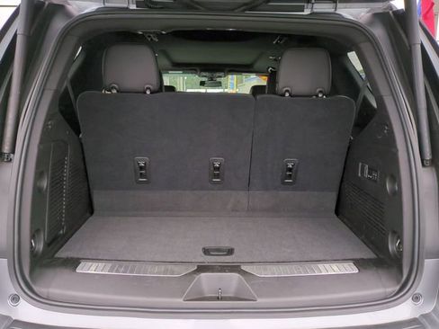 Certified 2021 Chevrolet Tahoe Z71 w/ Luxury Package image 14