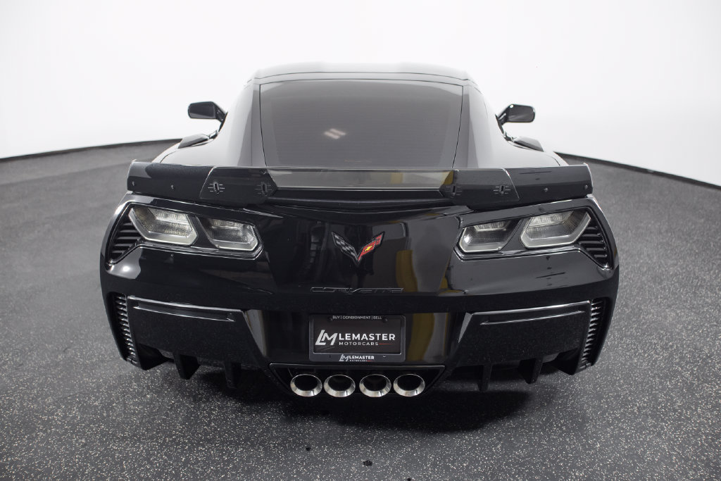 Used 2017 Chevrolet Corvette Z06 RWD image 14