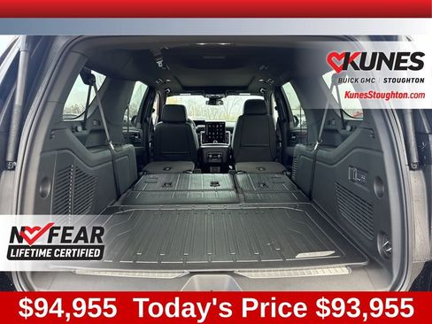 New 2026 GMC Yukon XL Denali image 20