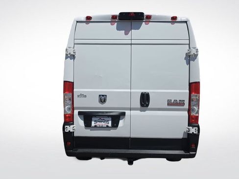 Used 2020 RAM ProMaster 2500 w/ Interior Convenience Group FWD image 5