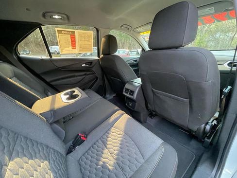 Used 2021 Chevrolet Equinox LT AWD/4WD image 24
