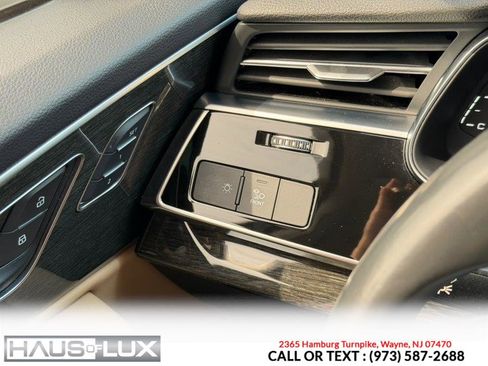 Used 2021 Audi Q7 3.0T Premium Plus image 37