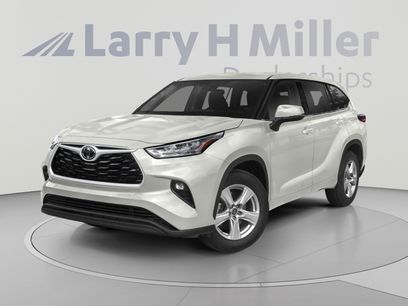 Used 2021 Toyota Highlander LE