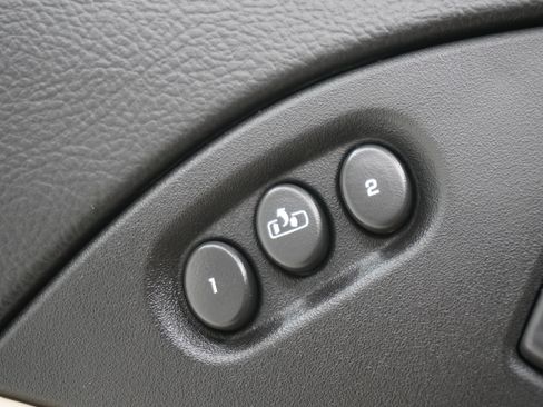 Used 2011 Chevrolet Corvette Grand Sport w/ Preferred Equipment Group image 18