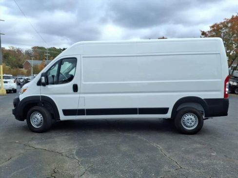 Used 2025 RAM ProMaster 2500 w/ Safety Group image 17