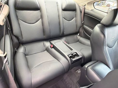 Used 2014 INFINITI Q60 Journey w/ Premium Package RWD image 15