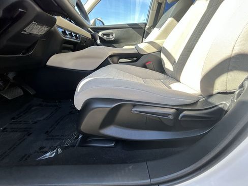 Certified 2024 Honda HR-V LX image 12