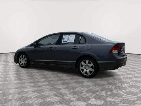 Used 2011 Honda Civic LX image 4
