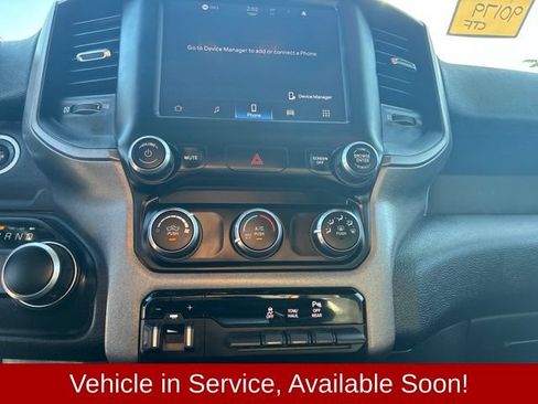 Used 2024 RAM 2500 Tradesman w/ Chrome Appearance Group AWD/4WD image 18