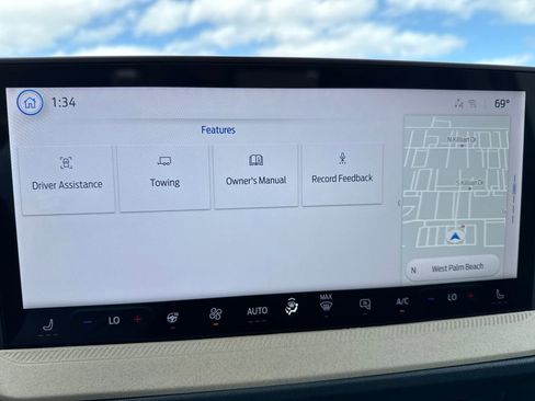 New 2026 Ford Maverick Lariat image 30