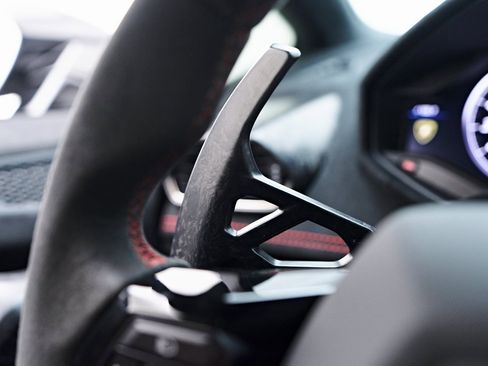 Used 2018 Lamborghini Huracan Performante image 72