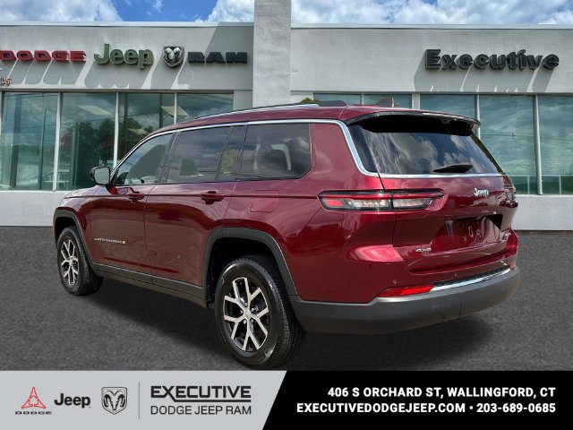 Used 2023 Jeep Grand Cherokee L Limited w/ Luxury Tech Group II AWD/4WD image 2