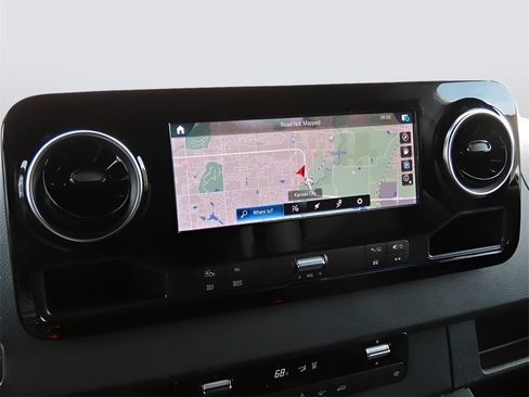 Used 2024 Mercedes-Benz Sprinter 2500 image 51