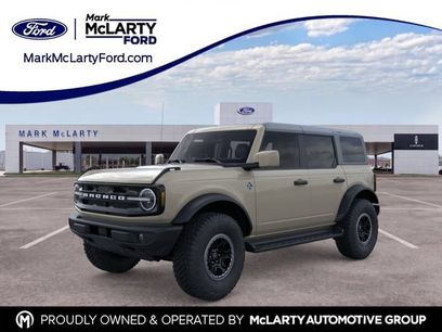 New 2026 Ford Bronco Outer Banks w/ Sasquatch Package