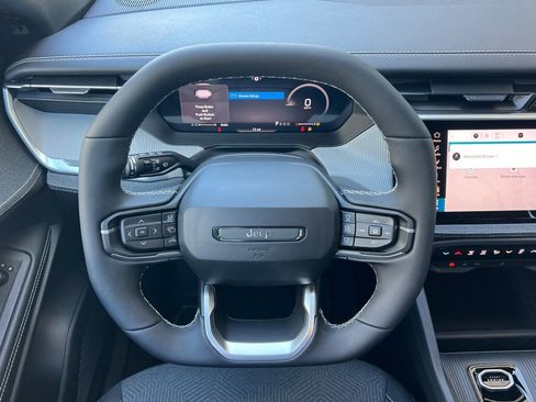 New 2026 Jeep Cherokee Laredo AWD/4WD image 14
