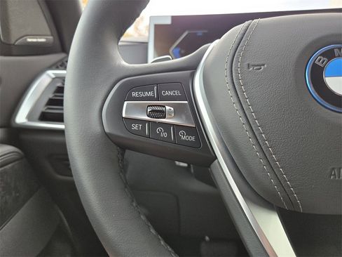 New 2026 BMW X5 xDrive50e w/ Executive Package image 30