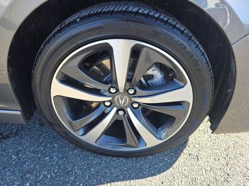 Certified 2025 Acura TLX w/ Technology Package image 10