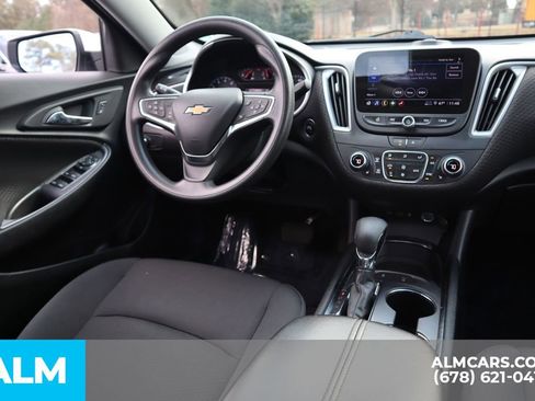 Used 2024 Chevrolet Malibu LT image 22