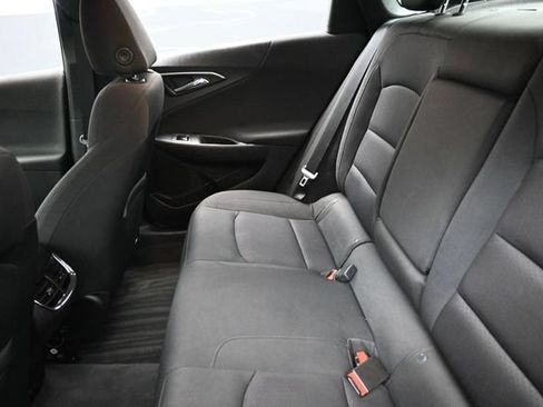 Used 2018 Chevrolet Malibu LT FWD image 23