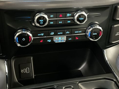 Used 2025 Ford F150 XLT w/ Equipment Group 302A MID image 25