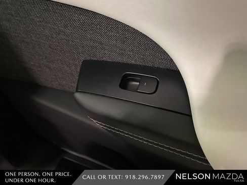 Used 2023 Tesla Model X Plaid image 37