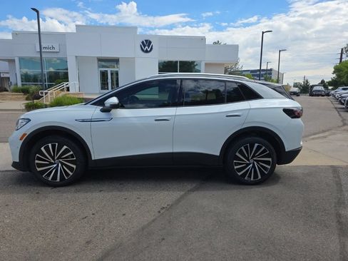 Certified 2023 Volkswagen ID.4 Pro S Plus AWD/4WD image 2