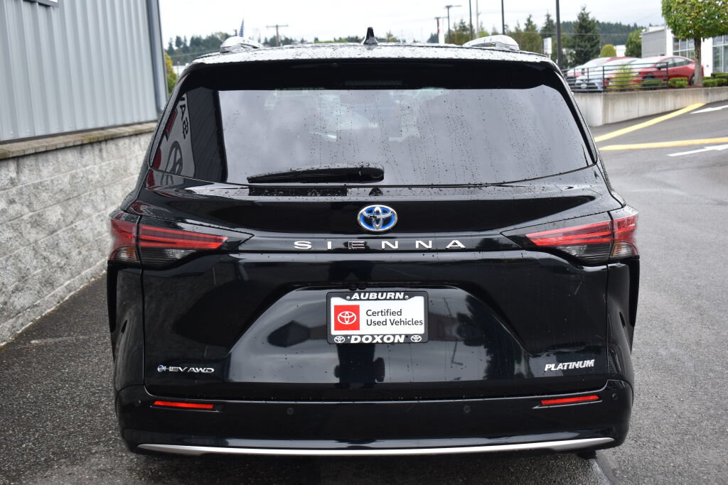 Certified 2025 Toyota Sienna Platinum AWD/4WD image 6