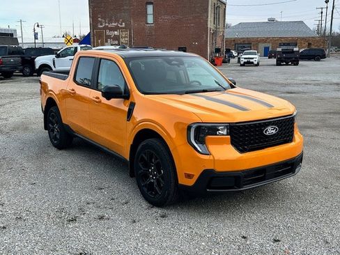 New 2026 Ford Maverick Lariat w/ Black Appearance Package image 13