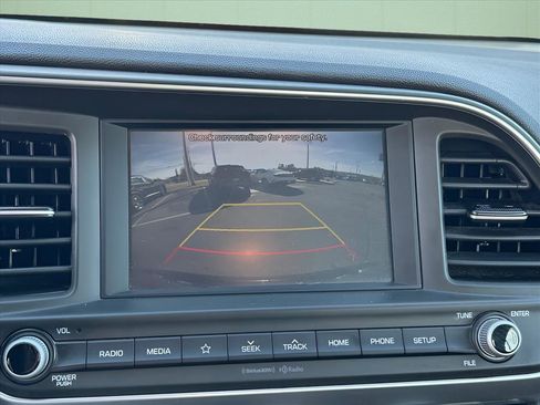 Used 2020 Hyundai Elantra SEL w/ Cargo Package (C1) image 26