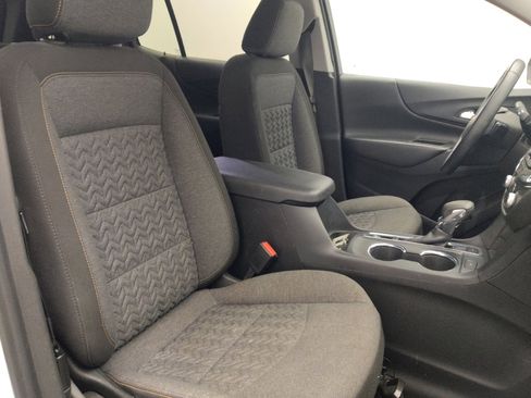 Used 2023 Chevrolet Equinox LT w/ Driver Convenience Package image 21