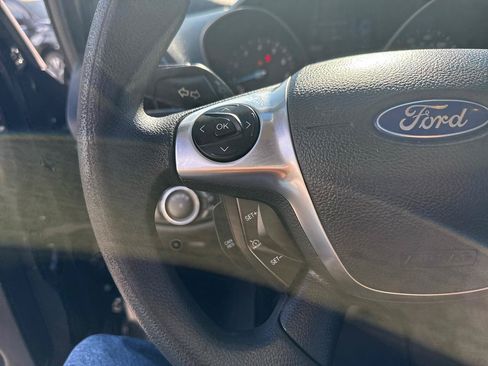 Used 2015 Ford Escape SE FWD image 17