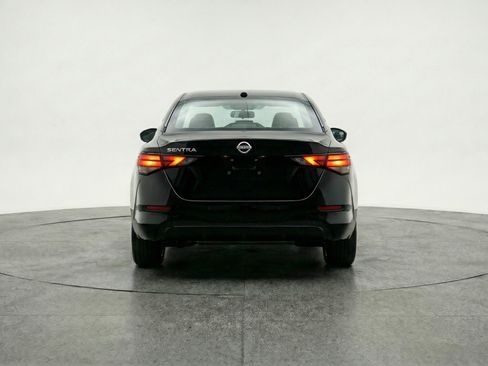 Used 2025 Nissan Sentra SV FWD image 7