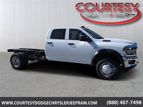 New 2026 RAM 4500 Tradesman w/ Chrome Appearance Group image 1
