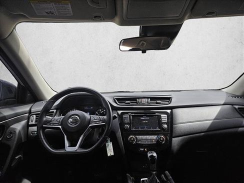 Used 2019 Nissan Rogue S w/ Special Edition Package FWD image 12