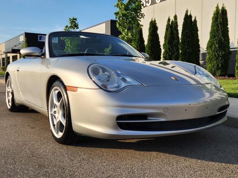 Used 2002 Porsche 911 Cabriolet image 7