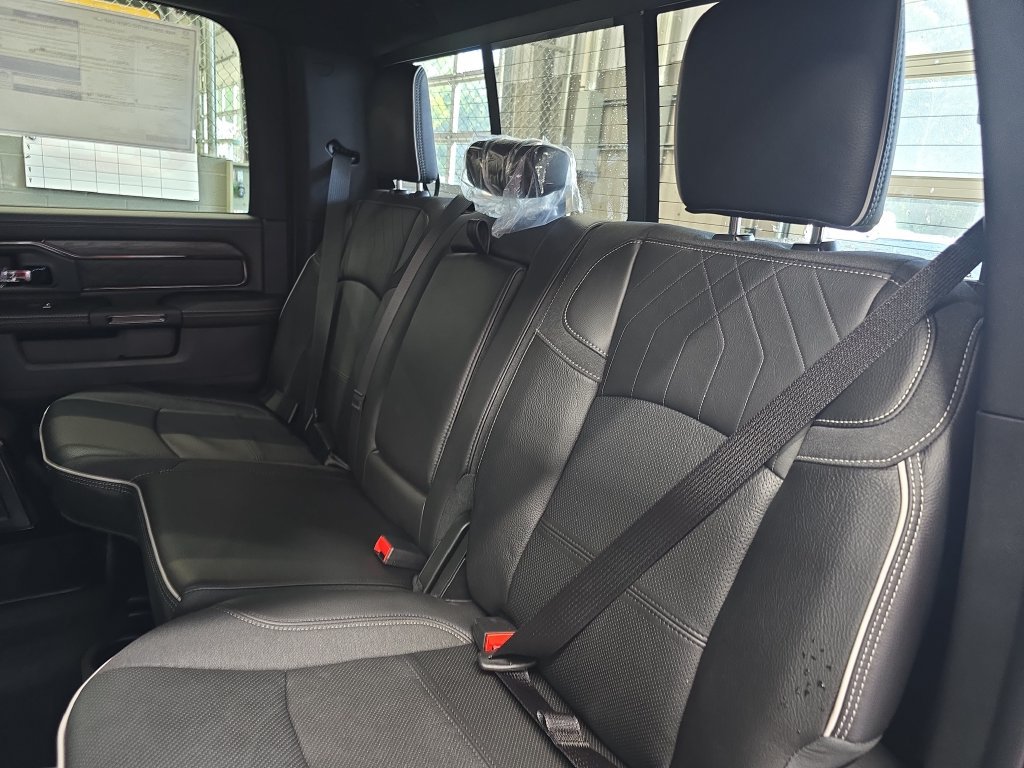 New 2027 RAM 2500 Limited AWD/4WD image 14