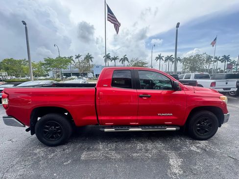 Used 2016 Toyota Tundra SR5 w/ SR5 Upgrade Package RWD image 10