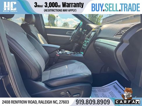 Used 2017 Ford Explorer XLT w/ Equipment Group 202A AWD/4WD image 21
