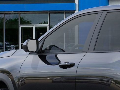 New 2026 Chevrolet Equinox LT image 12