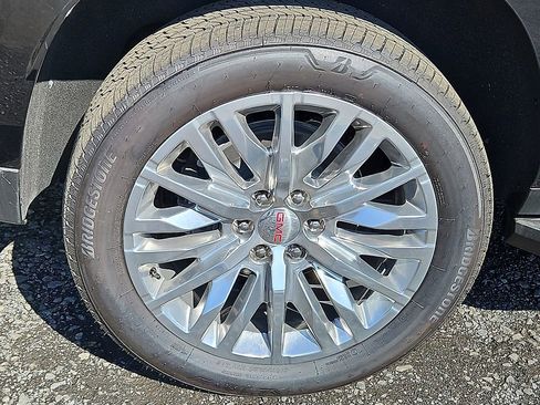 New 2026 GMC Yukon Elevation w/ Elevation Premium Package AWD/4WD image 5