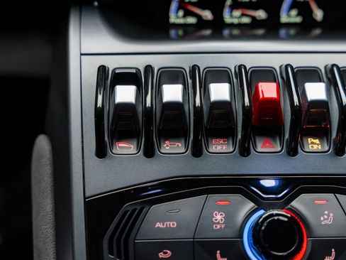 Used 2015 Lamborghini Huracan LP 610-4 image 54