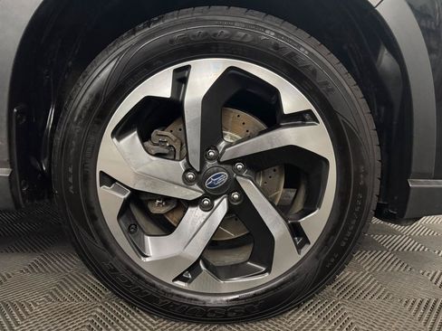 Used 2022 Subaru Forester Touring AWD/4WD image 32