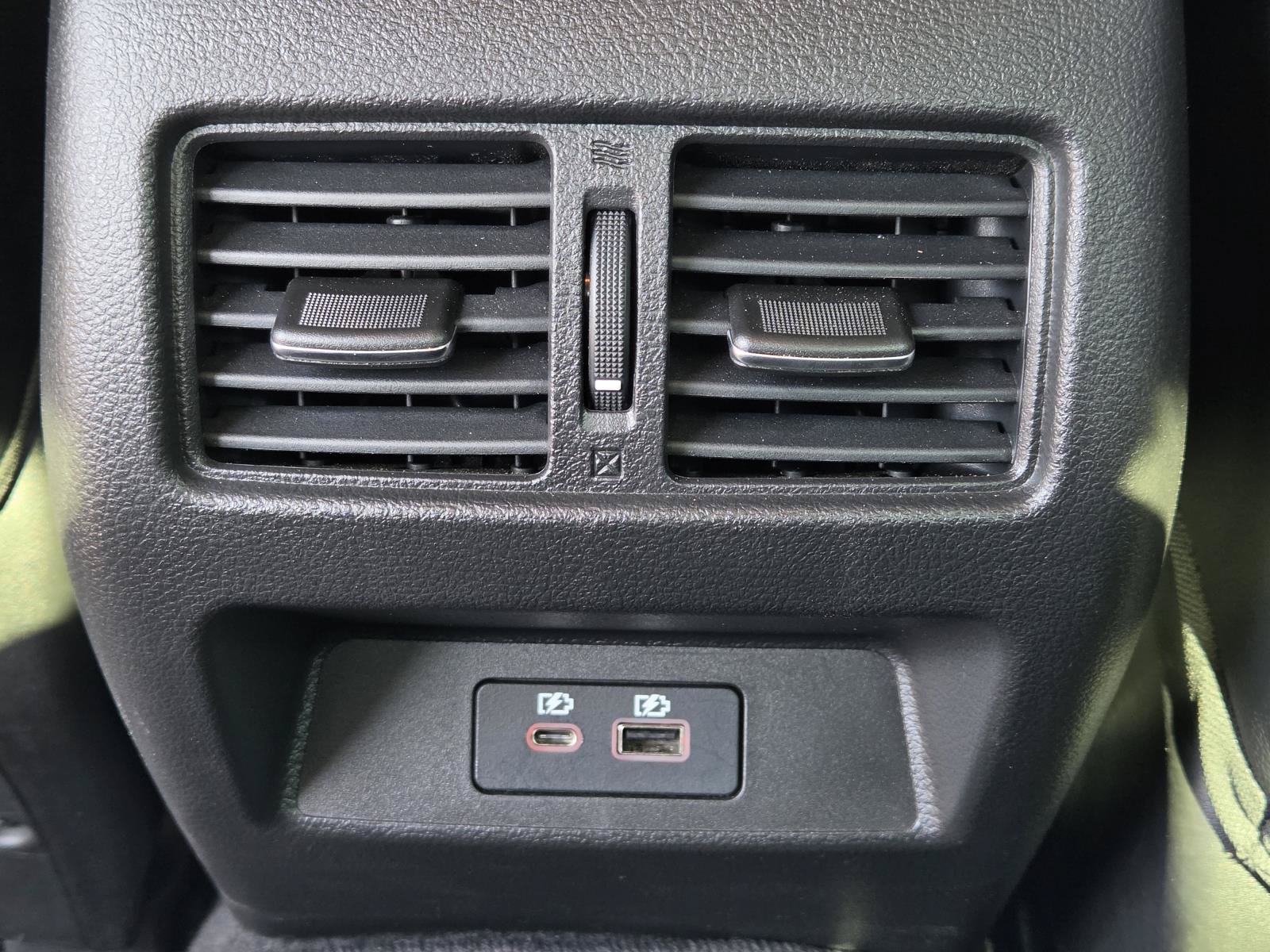Used 2024 Nissan Altima 2.0 SR FWD image 33