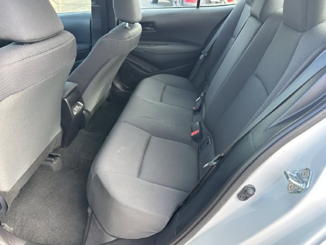 Used 2026 Toyota Corolla LE FWD image 10