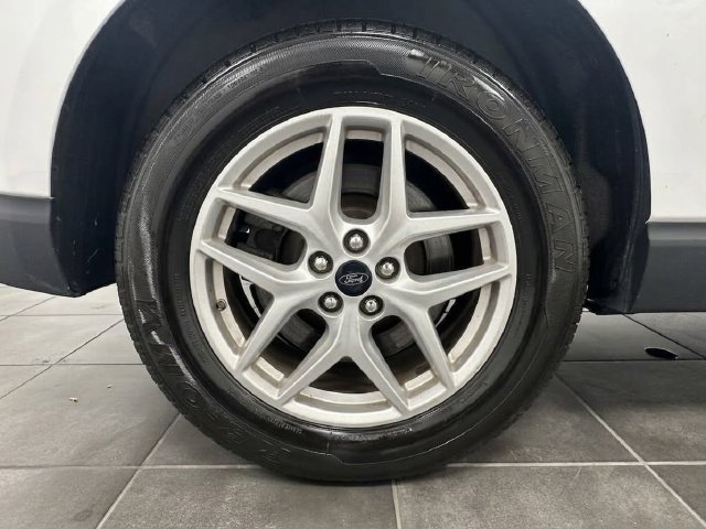 Used 2024 Ford Edge SEL AWD/4WD image 30