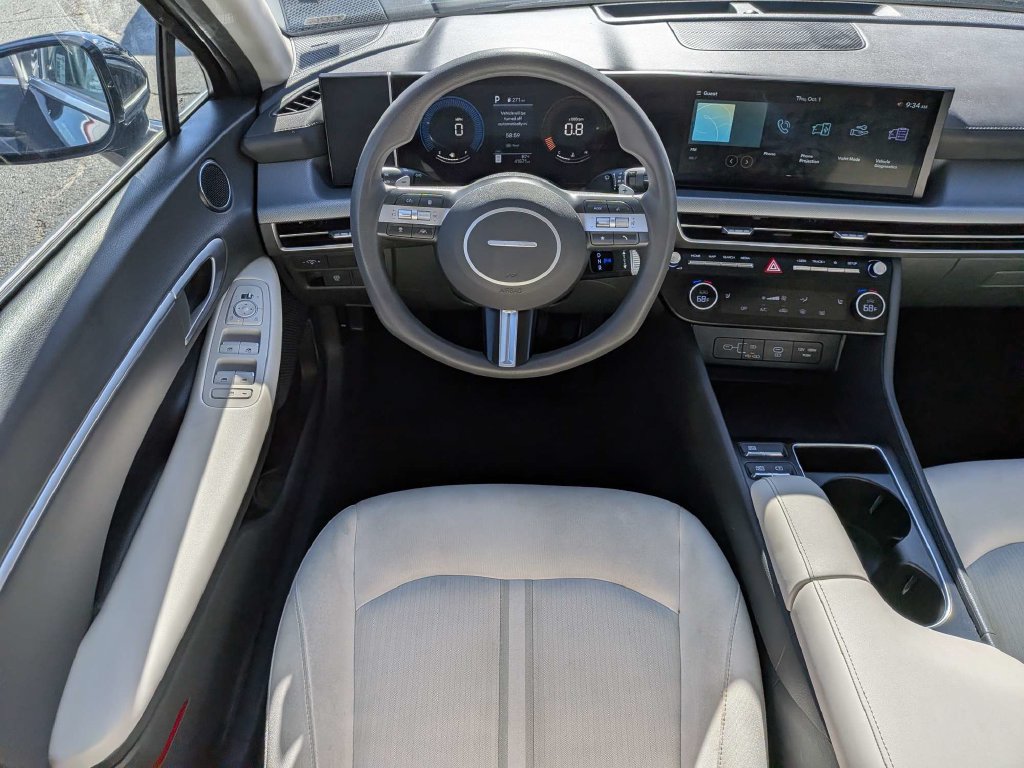Used 2025 Hyundai Sonata SEL FWD image 14