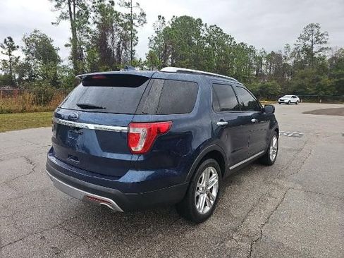 Used 2017 Ford Explorer Limited image 4