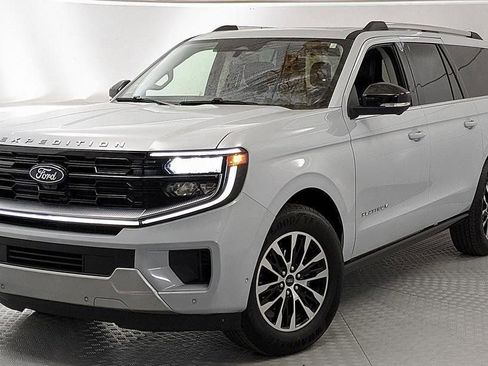 Certified 2025 Ford Expedition Max Platinum AWD/4WD image 6