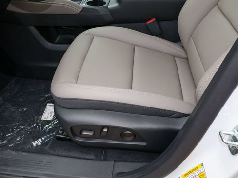 New 2027 GMC Terrain Elevation w/ Elevation Premium Package FWD image 8