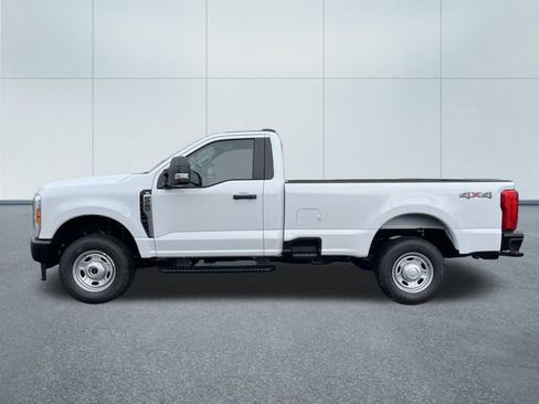 Used 2026 Ford F250 XL w/ F-250 >10K GVWR Package image 7